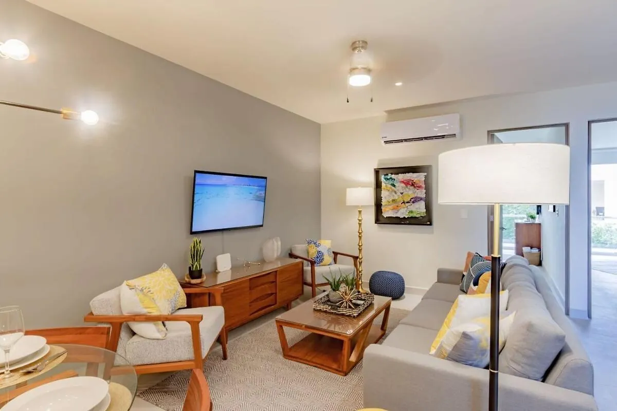 Ferienhaus Chic Beachfront Condo Ocean View Rooftop Pools Akumal Mexiko